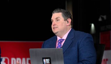 Brian Windhorst Reveals Price For Cavs To Land Giannis Antetokounmpo