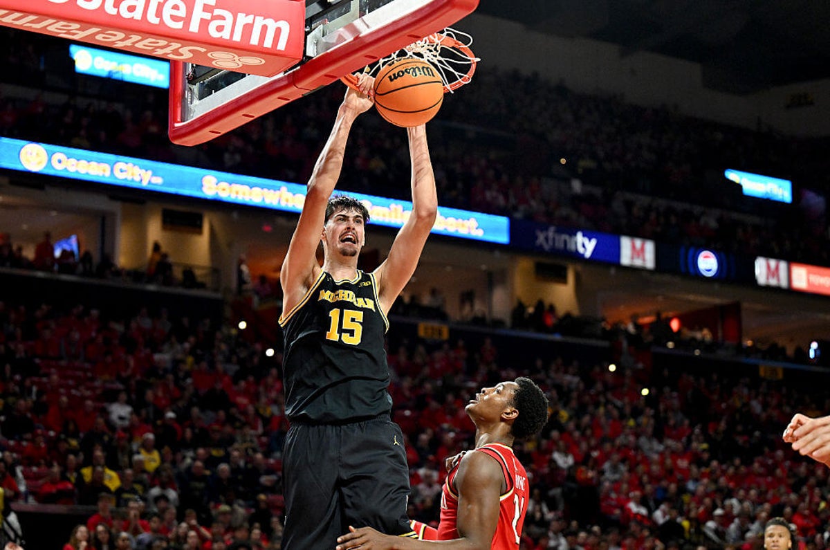 College basketball teams are playing bigger than ever — and winning doing it