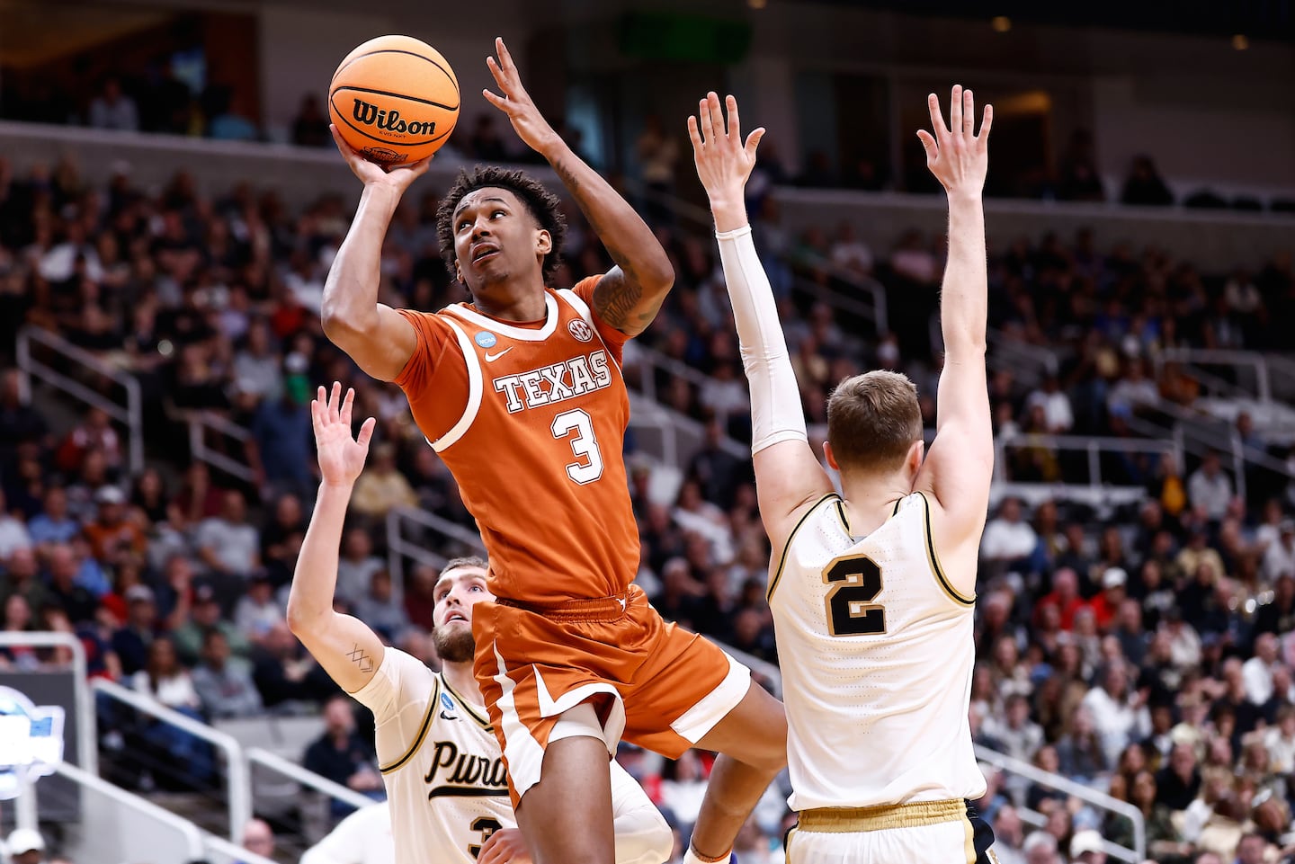 Texas forward Dailyn Swain may be the wing player the Celtics have been searching for.