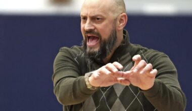 Basketball: Brian Johnson takes over as Oswego East's coach