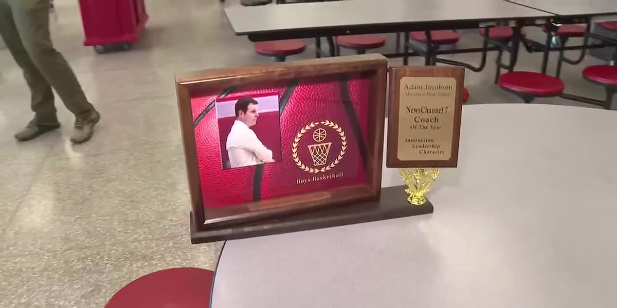 Marathon’s Adam Jacobson named NewsChannel 7 Boys Basketball Coach of the Year