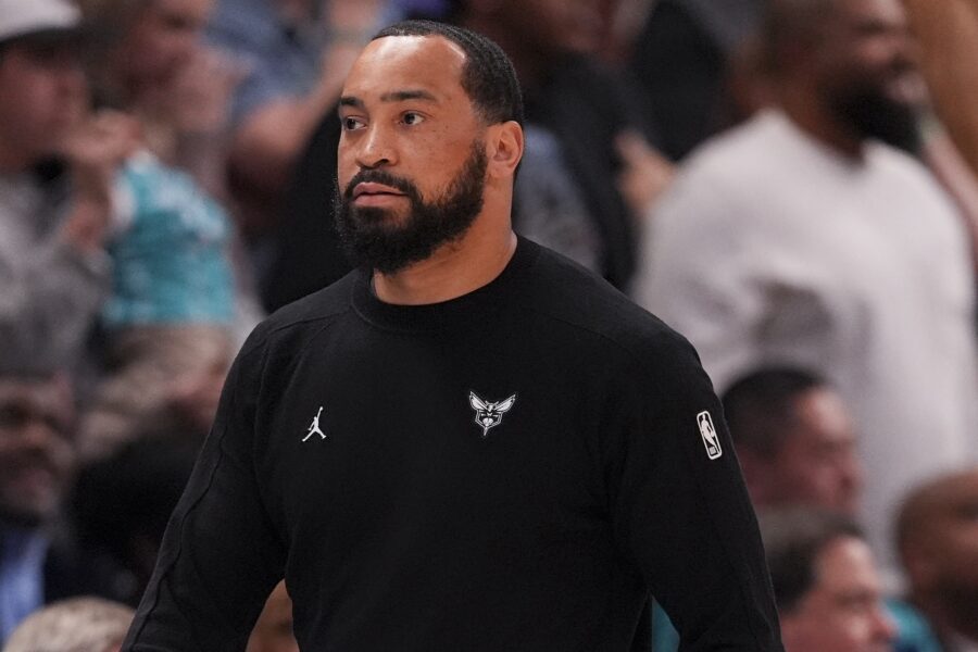 Bulls Look To Interview Lamar Skeeter, Ryan Schmidt