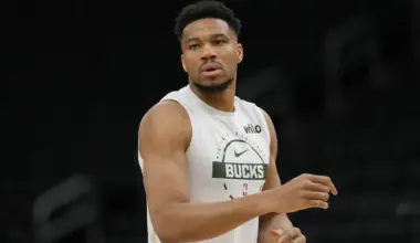Celtics Insider Believes Boston Has 'Real Interest' In Giannis Antetokounmpo image