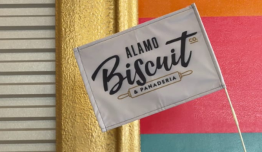 River Walk restaurant will hand out 500 free conchas to downtown honkers after San Antonio Spurs win