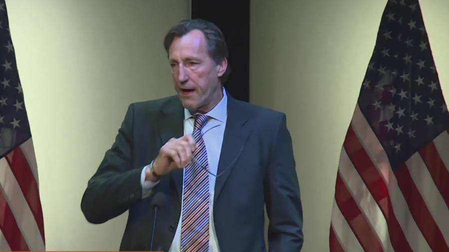 Former Blazer Chris Dudley hopes for a rebound in Oregon governor race