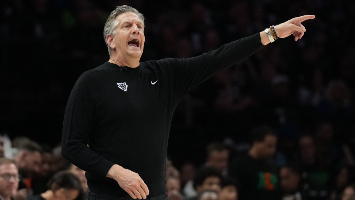 Chris Finch calls out referee Tony Brothers for 'completely unprofessional' behavior