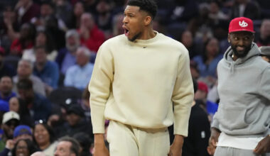 Should the Golden State Warriors think twice about a Giannis trade?