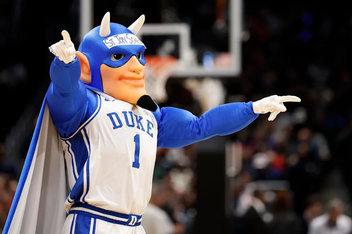 College basketball analyst argues Duke is one of two blue bloods left