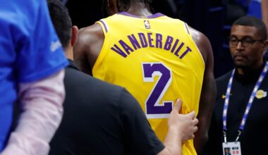 NBA Playoffs Jarred Vanderbilt suffers nasty dislocated finger