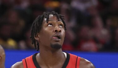 Houston Rockets forward Dorian Finney-Smith (2) reacts after a turover during the fourth quarter against the Los Angeles Lakers at Toyota Center on Mar 16, 2026.