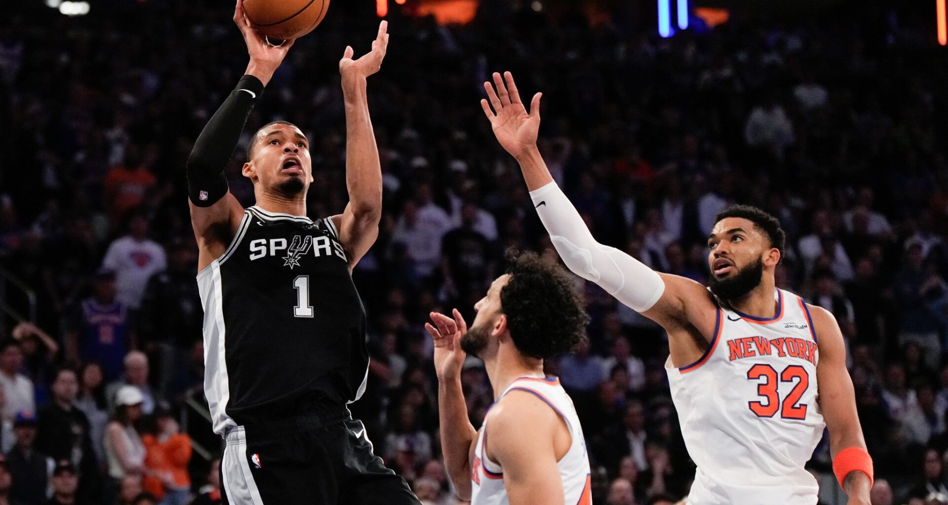 Knicks need a quick response from first loss since April as the Spurs try to even the NBA Finals