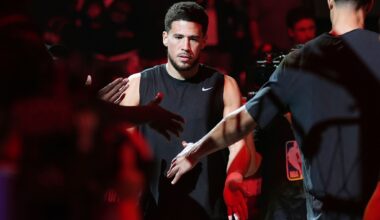 Suns' All-Star guard Devin Booker changes jersey number to No. 15 in honor of his dad Melvin