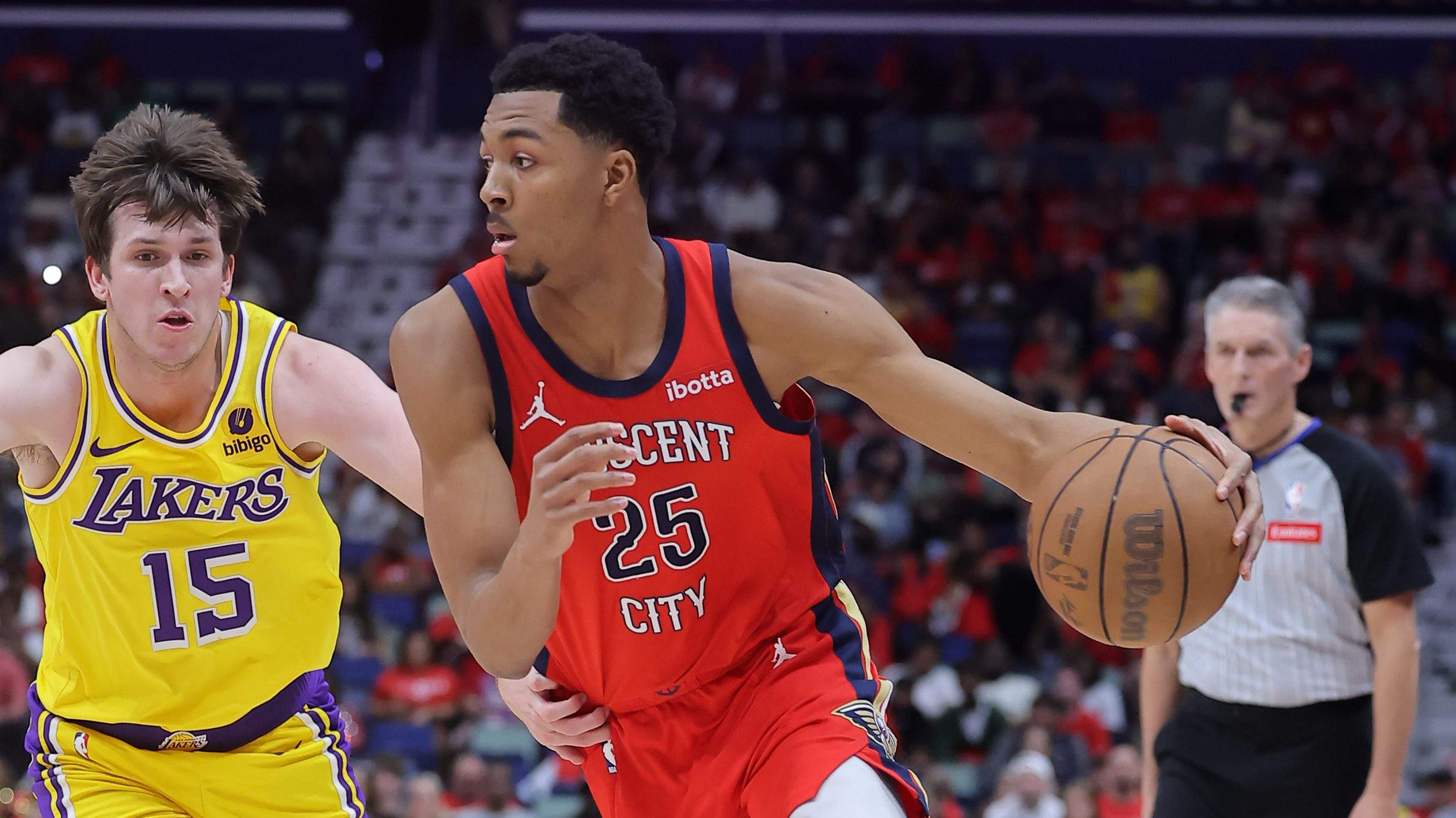 New Orleans Pelicans forward Trey Murphy III during an NBA game amid continued trade speculation involving the Los Angeles Lakers.