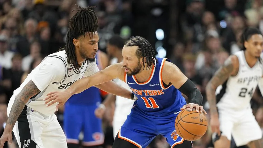 New York Knicks guard Jalen Brunson, San Antonio Spurs guard Stephon Castle