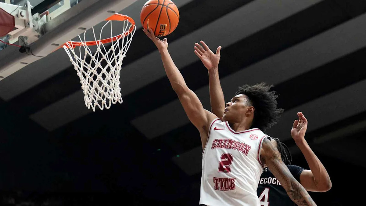 Alabama basketball’s Aden Holloway in ‘2nd chance program’ for drug charges