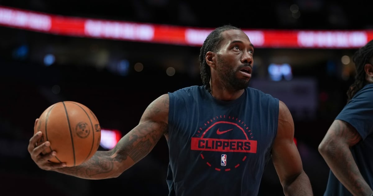 Report: NBA interviews Kawhi Leonard, adviser in Aspiration case
