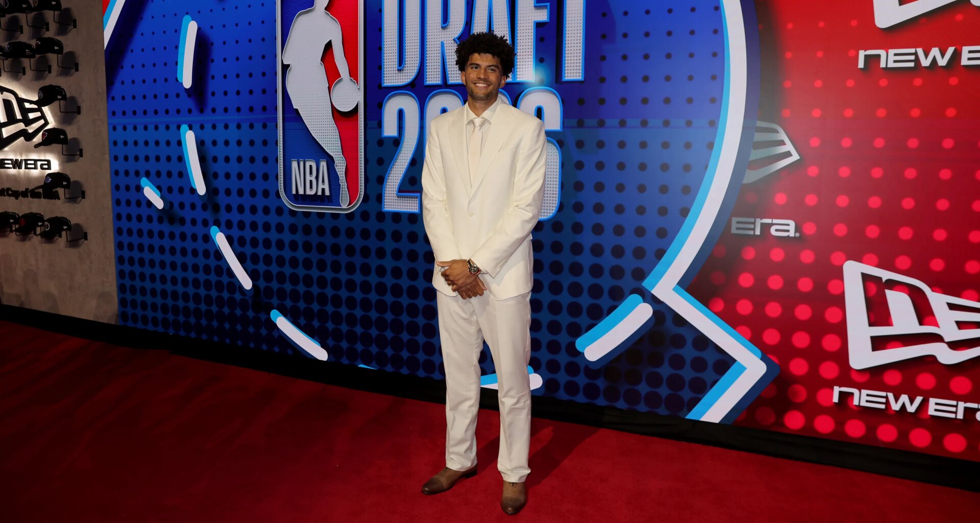 Cameron Boozer will help Richie Saunders get open shots with Grizzlies