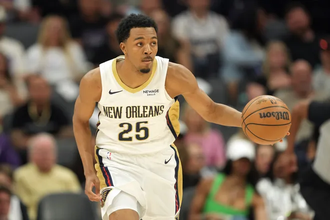 Apr 3, 2026; Sacramento, California, USA; New Orleans Pelicans forward Trey Murphy III (25) during the second quarter against the Sacramento Kings at Golden 1 Center. Mandatory Credit: Darren Yamashita-Imagn Images
