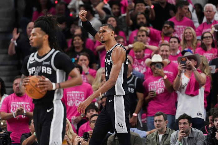 Spurs fans still believe they can overcome 3-1 deficit against Knicks to capture 6th NBA title