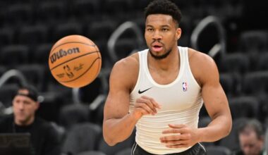Central Notes: Giannis, Pacers Workout, Pacers Extensions, Buzelis