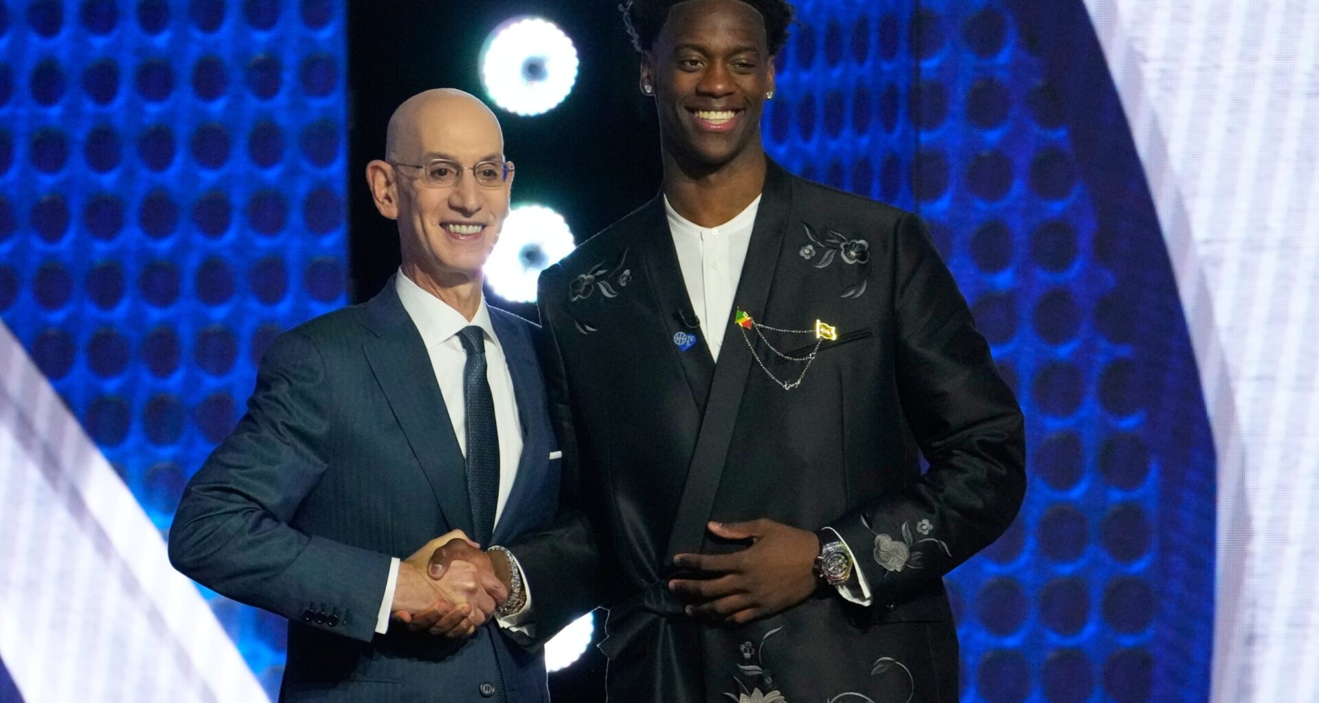 Top draft pick AJ Dybantsa arrives in Washington, ready to work on turning the Wizards around