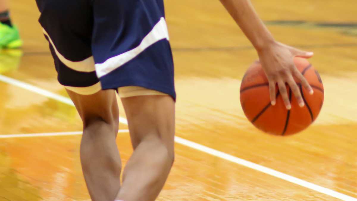 Kenyon Murray merges basketball club with another