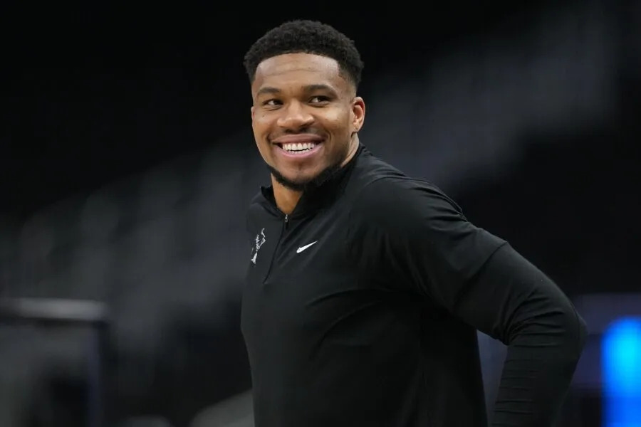 Milwaukee Bucks forward Giannis Antetokounmpo