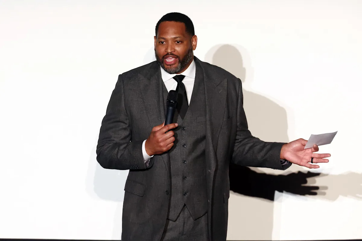 Robert Horry on how the Lakers must build a championship roster
