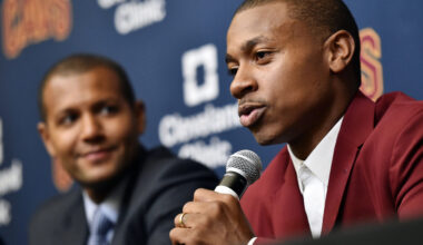Isaiah Thomas facing pushback on Chris Paul-Spurs take