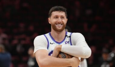 Utah Jazz Free Agency: Jazz interested in re-signing backup center