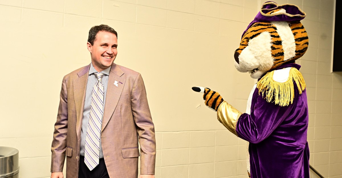 Jordan Bender commits to LSU Basketball