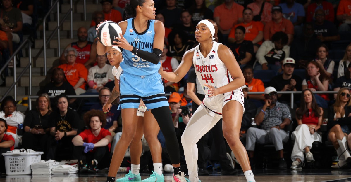 Recap: Mystics blow out Sky in 90-72 win
