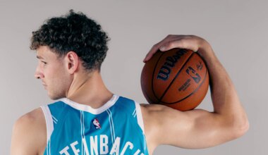 First look at Hannes Steinbach in Charlotte Hornets jersey