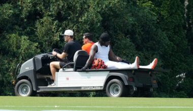 Shemar Stewart, Bengals 2025 first-round pick, carted off during training camp