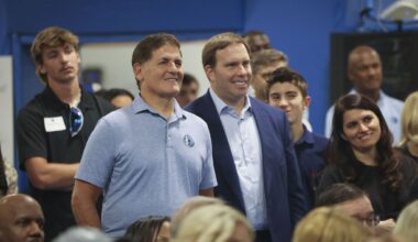 Cuban-Dumont dust-up typifies three decades of Mavericks owner rifts