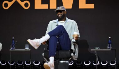 76ers Welcome LeBron James With Two-Year Deal