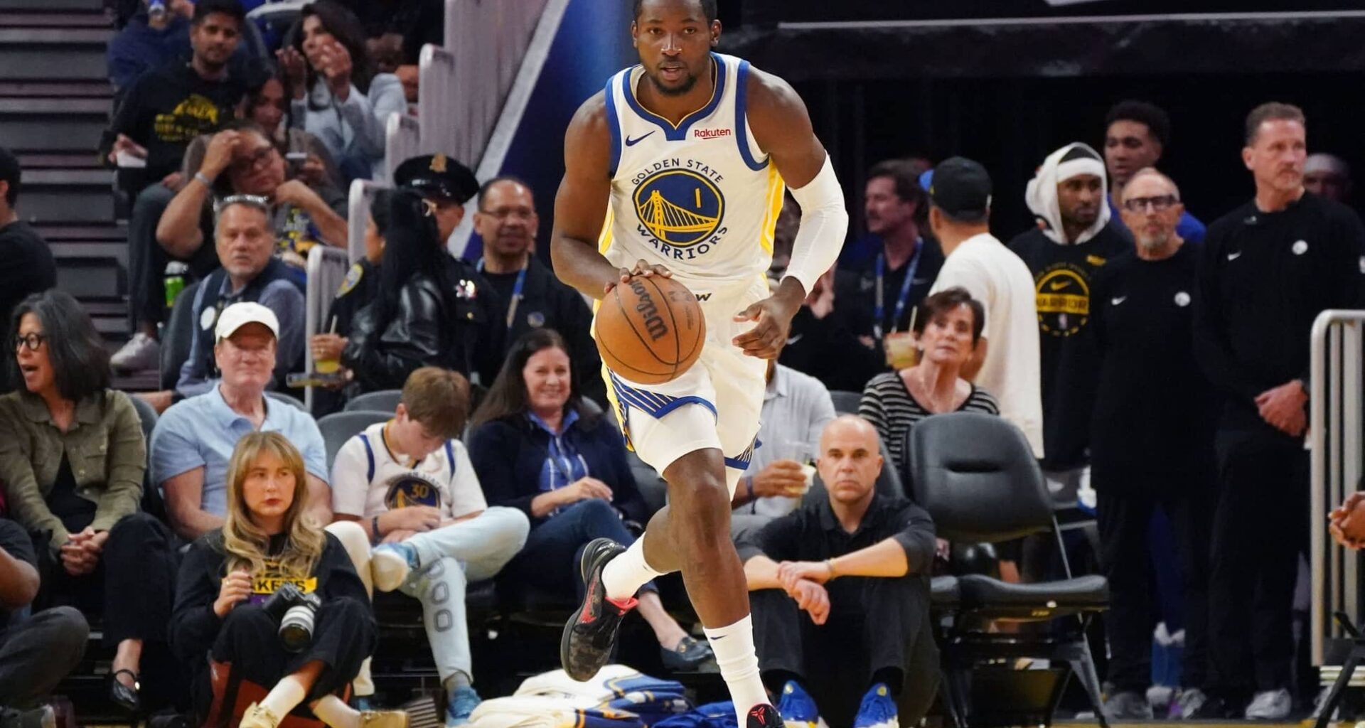 NBA Insider Reveals The Hold Up In Jonathan Kuminga Sign-And-Trade Talks With Lakers