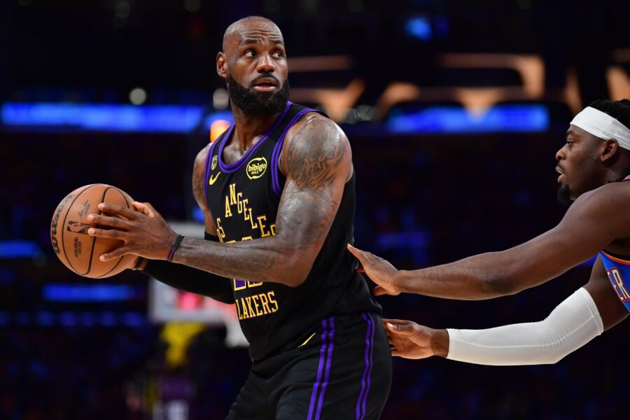 FA/Trade Rumors: LeBron, Giannis, Celtics, Eason, K. Williams