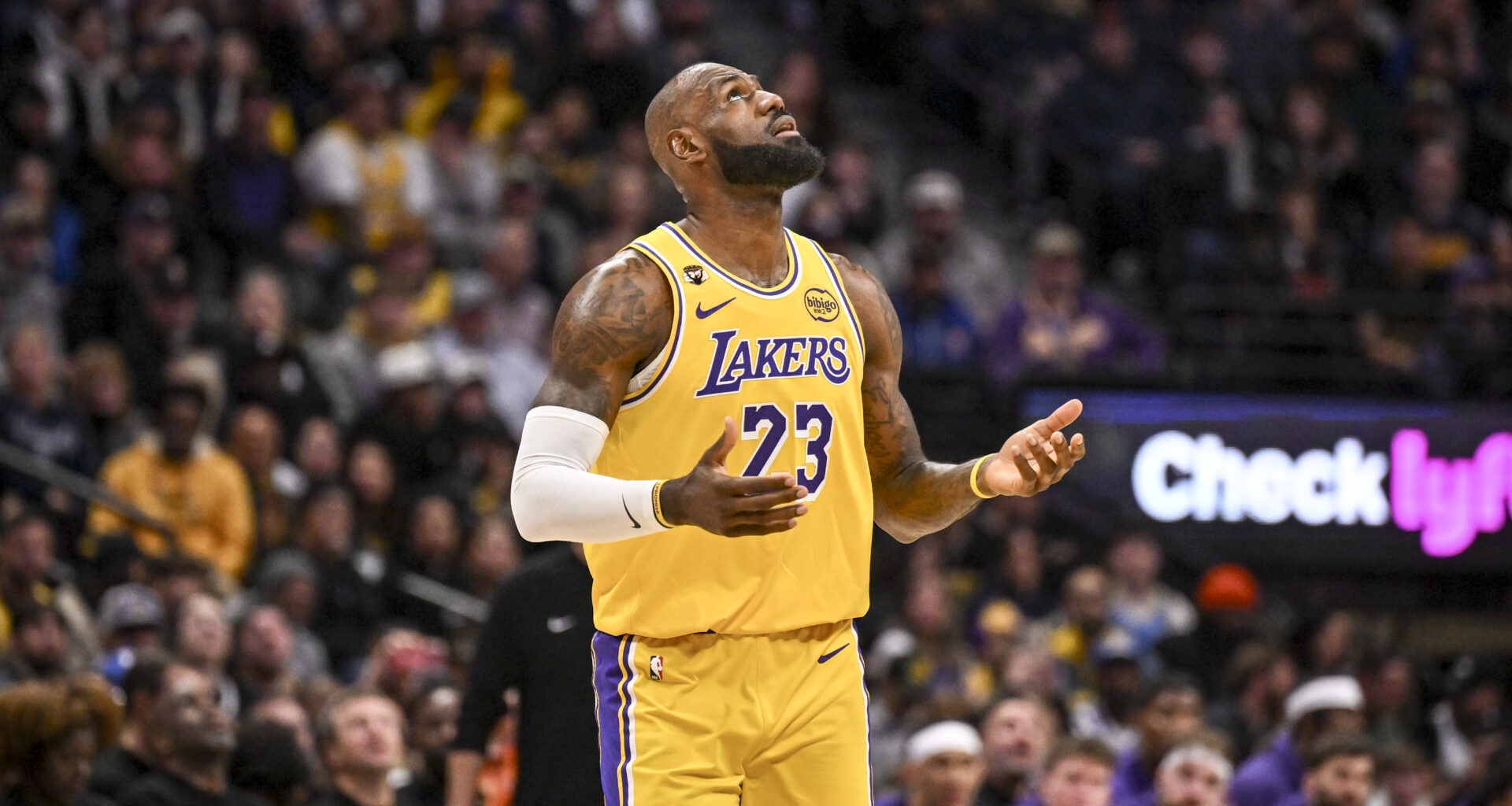 LeBron James chooses Philadelphia 76ers over Denver Nuggets