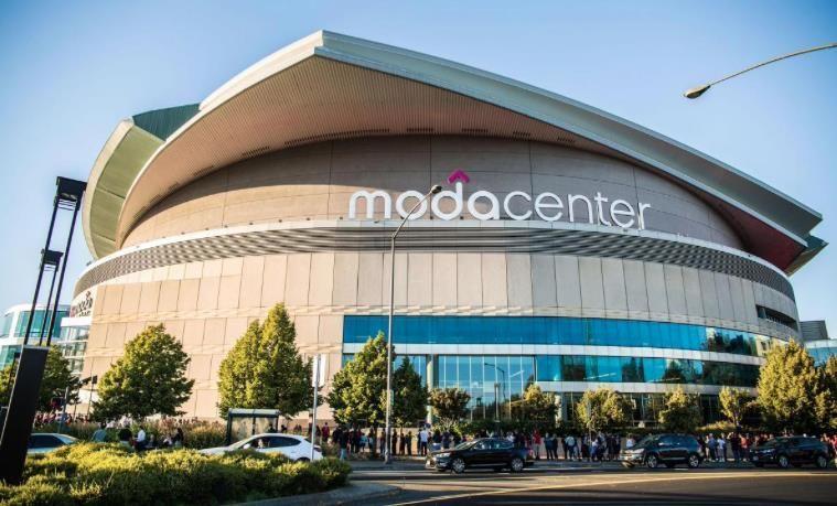 Portland offers terms to keep the Blazers at Moda Center