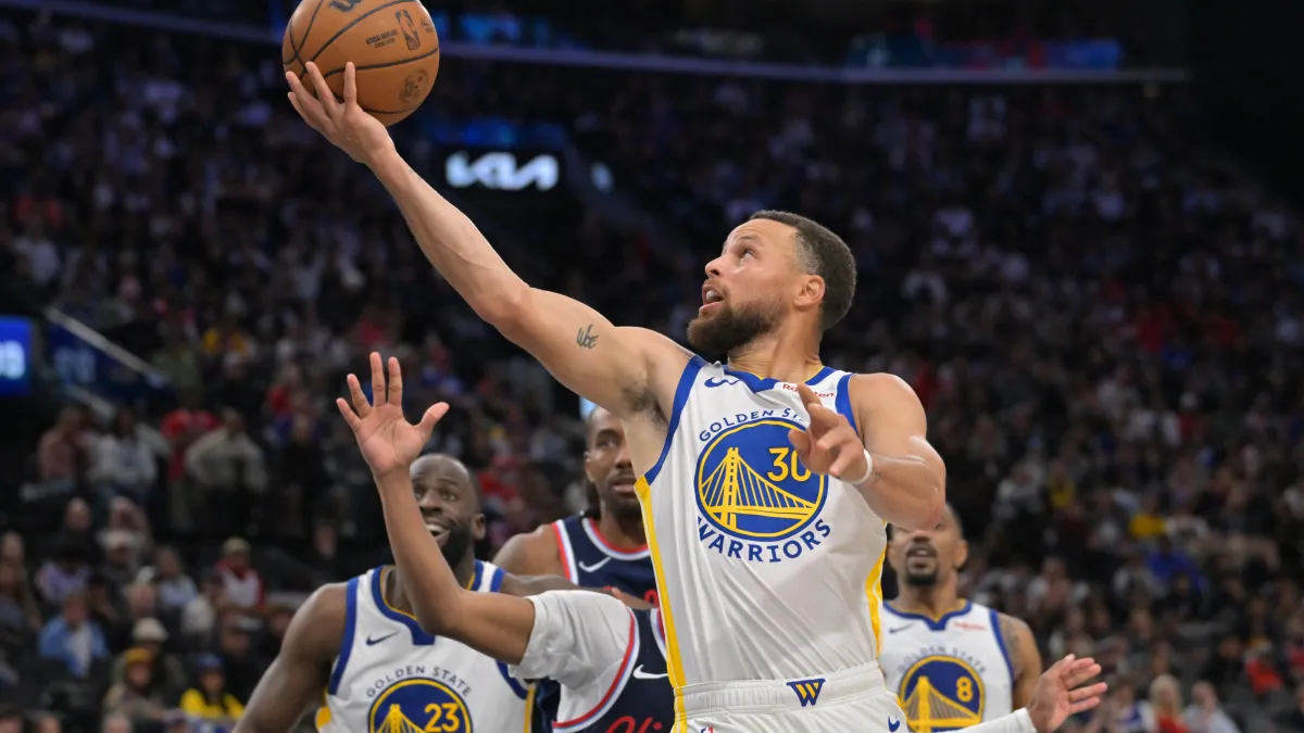 Stephen Curry makes NBA history with unprecedented Hall of Fame honor image