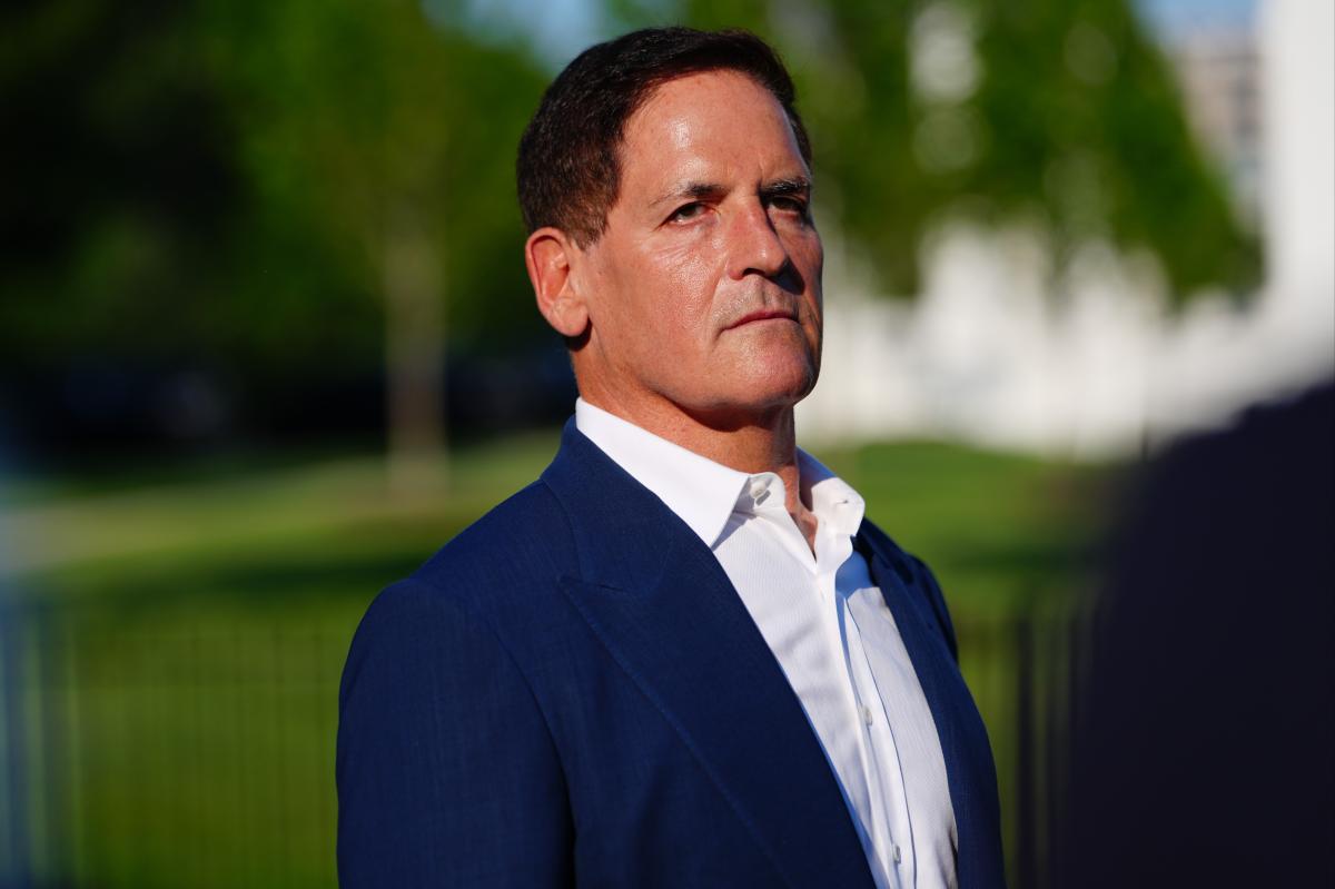 Mavericks owners froze Mark Cuban out of business opportunities in proposed arena move, lawsuit claims