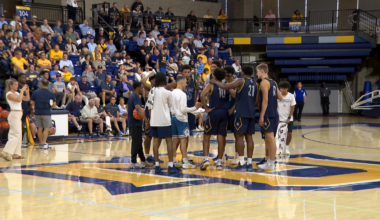 Marquette basketball offers fans early look before Canada trip