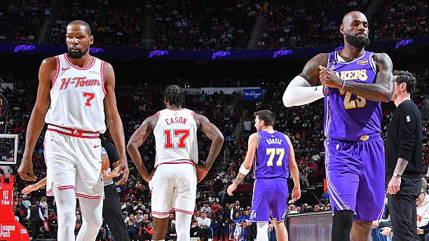 LeBron James' latest career move brings out rare reaction from Kevin Durant image