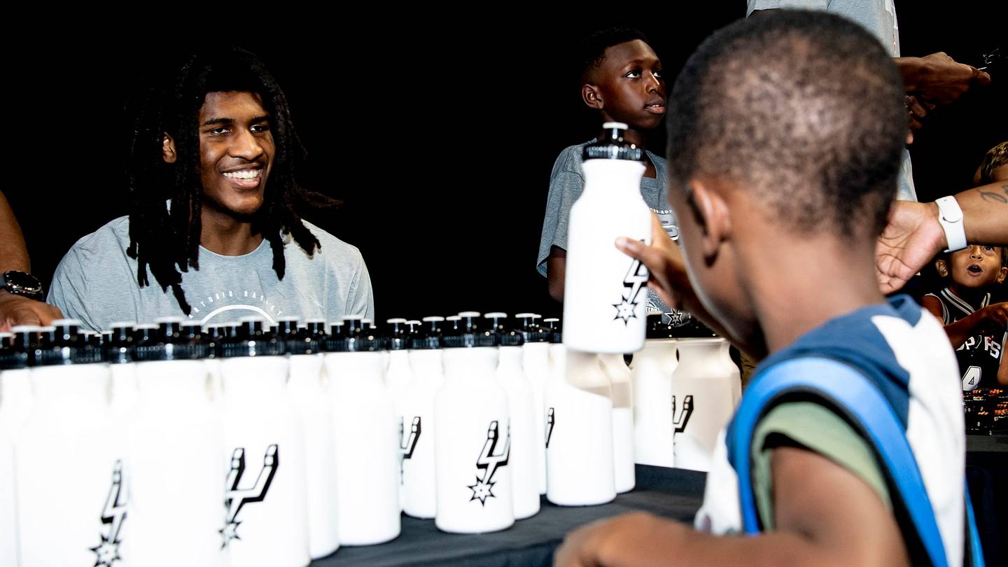 'Making Their World': How Are Spurs Rookies Giving Back to San Antonio Community?