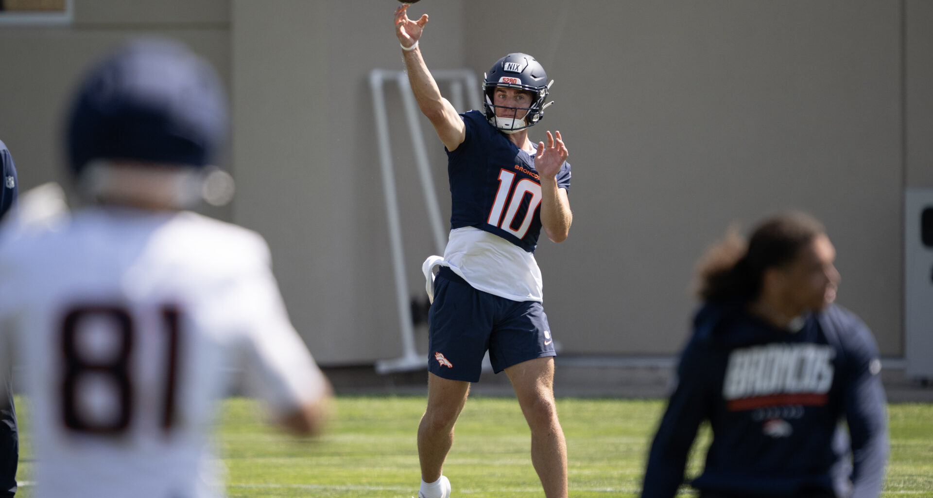 With Bo Nix's brains, Jaylen Waddle's feet, Super Bowl in sight for Broncos