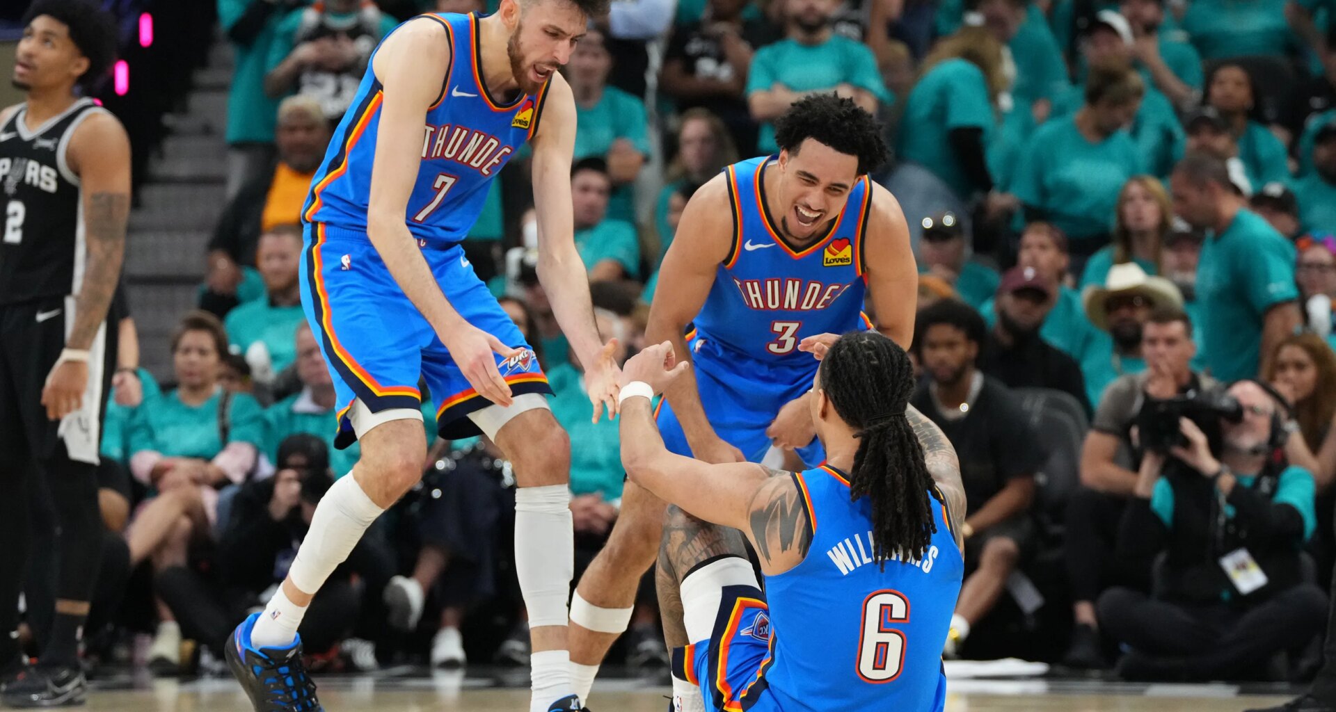 Watch: Chet Holmgren, Jared McCain participate in recent NBA player run