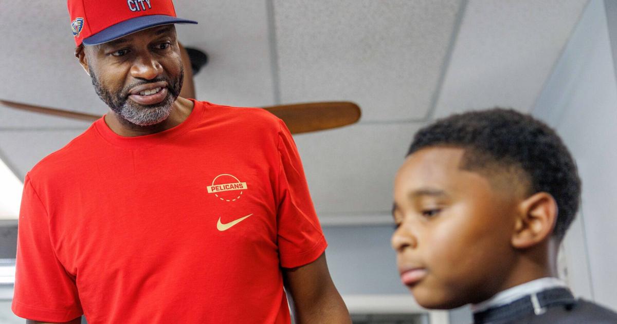 Jamahl Mosley wants Pelicans deeply rooted in city | Pelicans