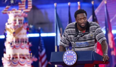Nets' Jordi Fernandez explains early conversations with Julius Randle