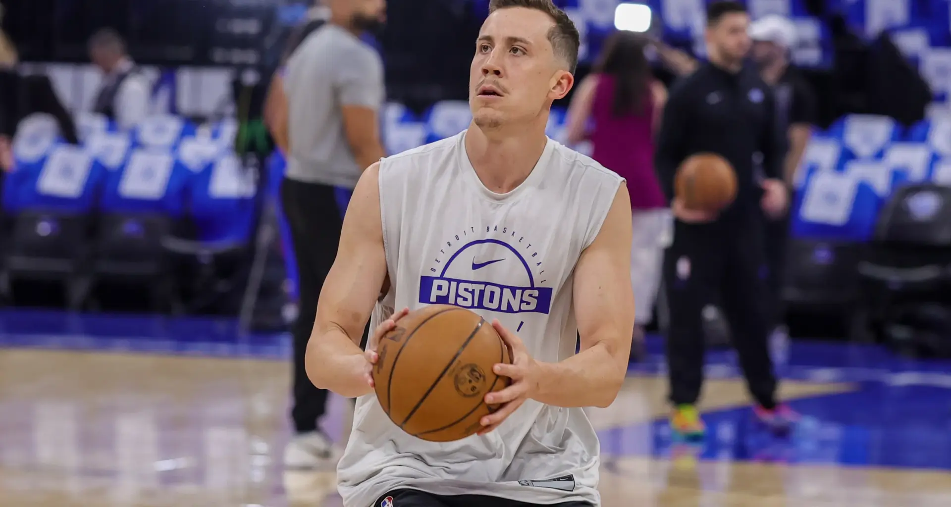 Writer suggests Lakers go after Pistons sharpshooter